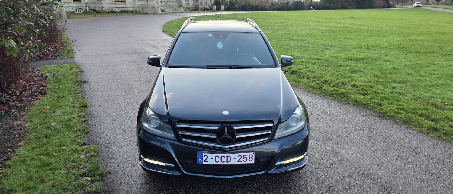 Used Mercedes-Benz C Class 2011 for sale - 77370858: Photo 4
