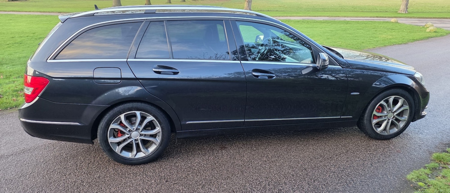 Used Mercedes-Benz C Class 2011 for sale - 77370858: Photo 5