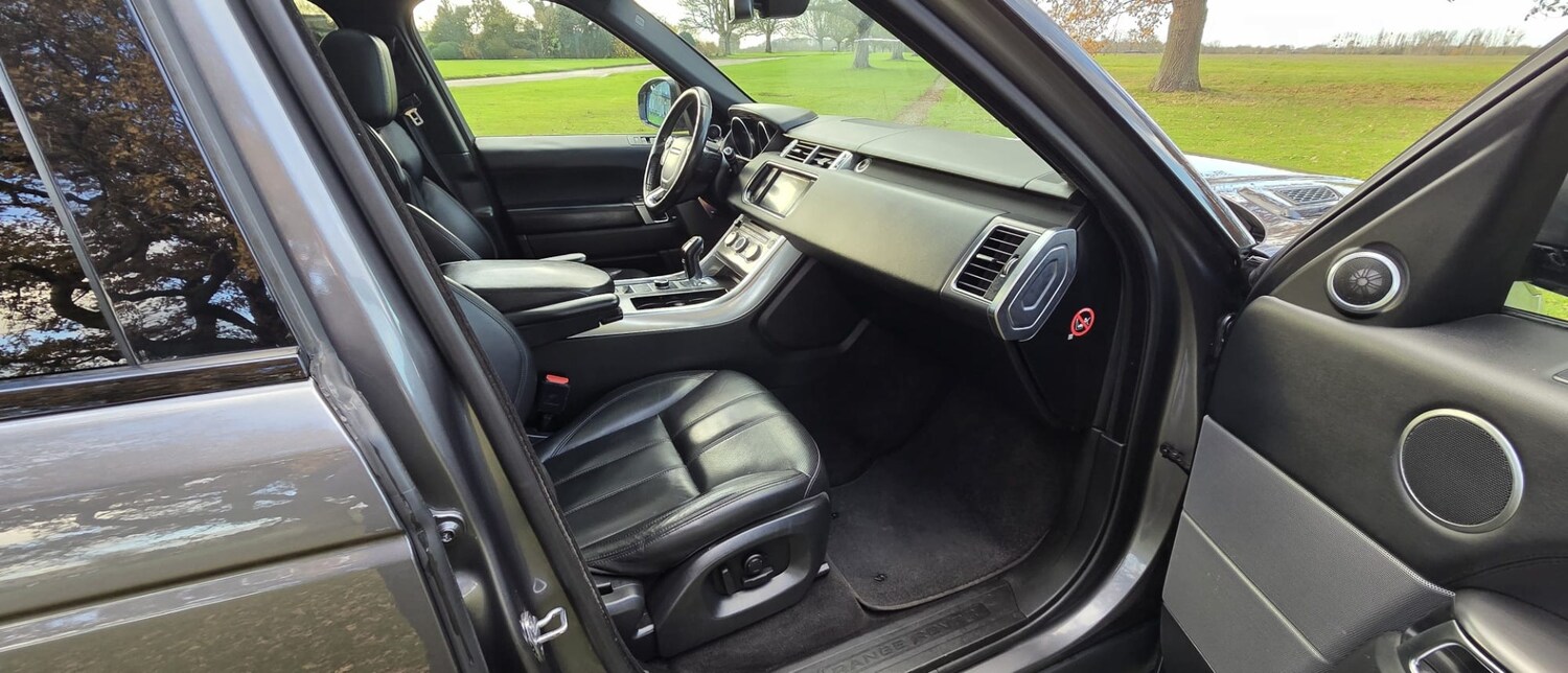 Used Land Rover Range Rover Sport 2016 for sale - 76799437: Photo 30