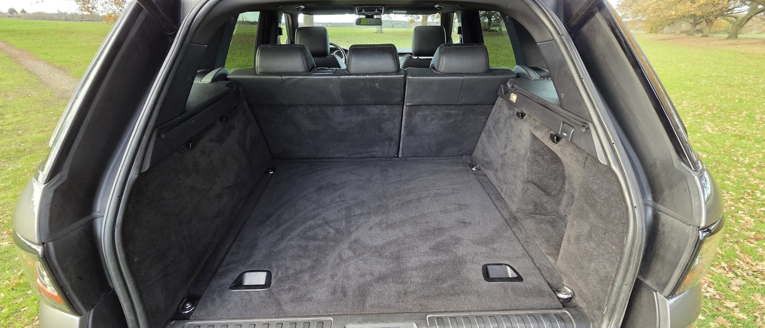 Used Land Rover Range Rover Sport 2016 for sale - 76799437: Photo 32