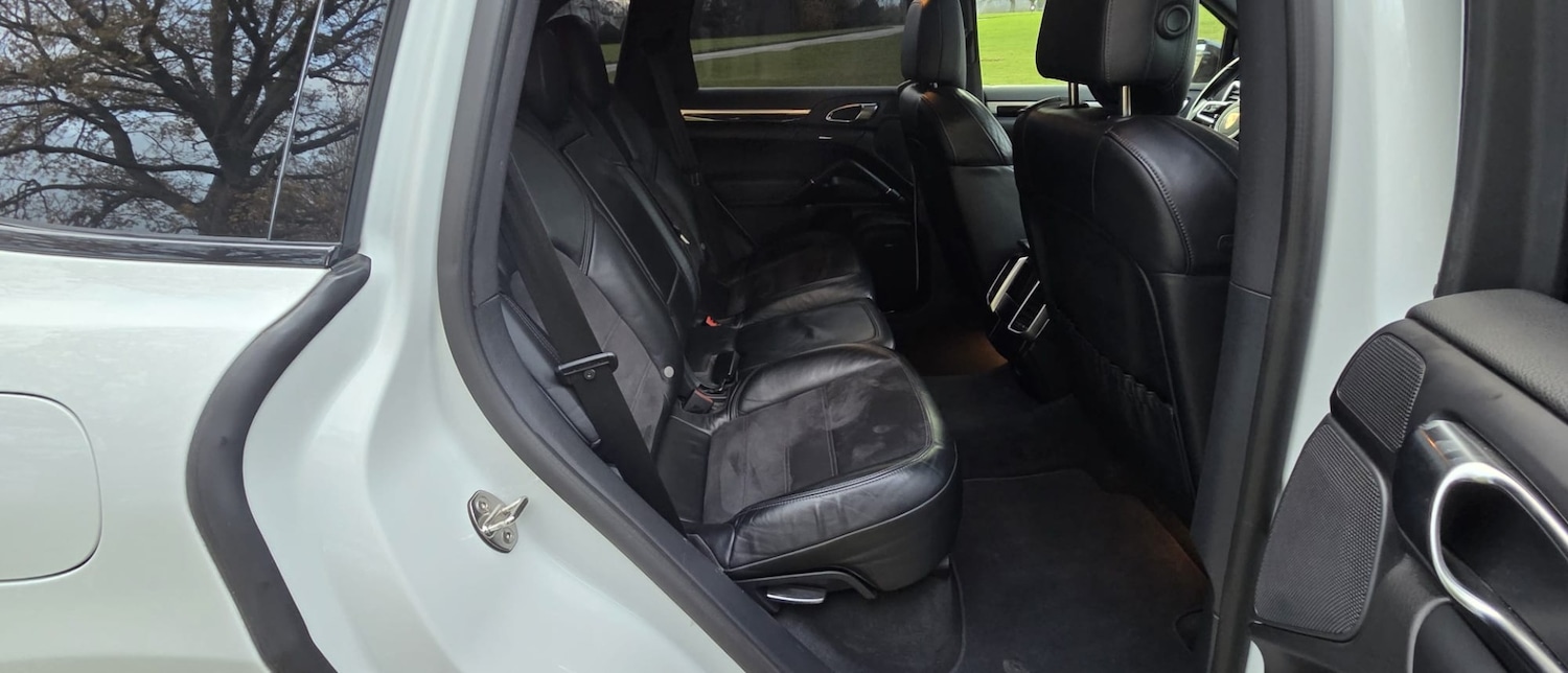 Used Porsche Cayenne 2017 for sale - 76758943: Photo 10