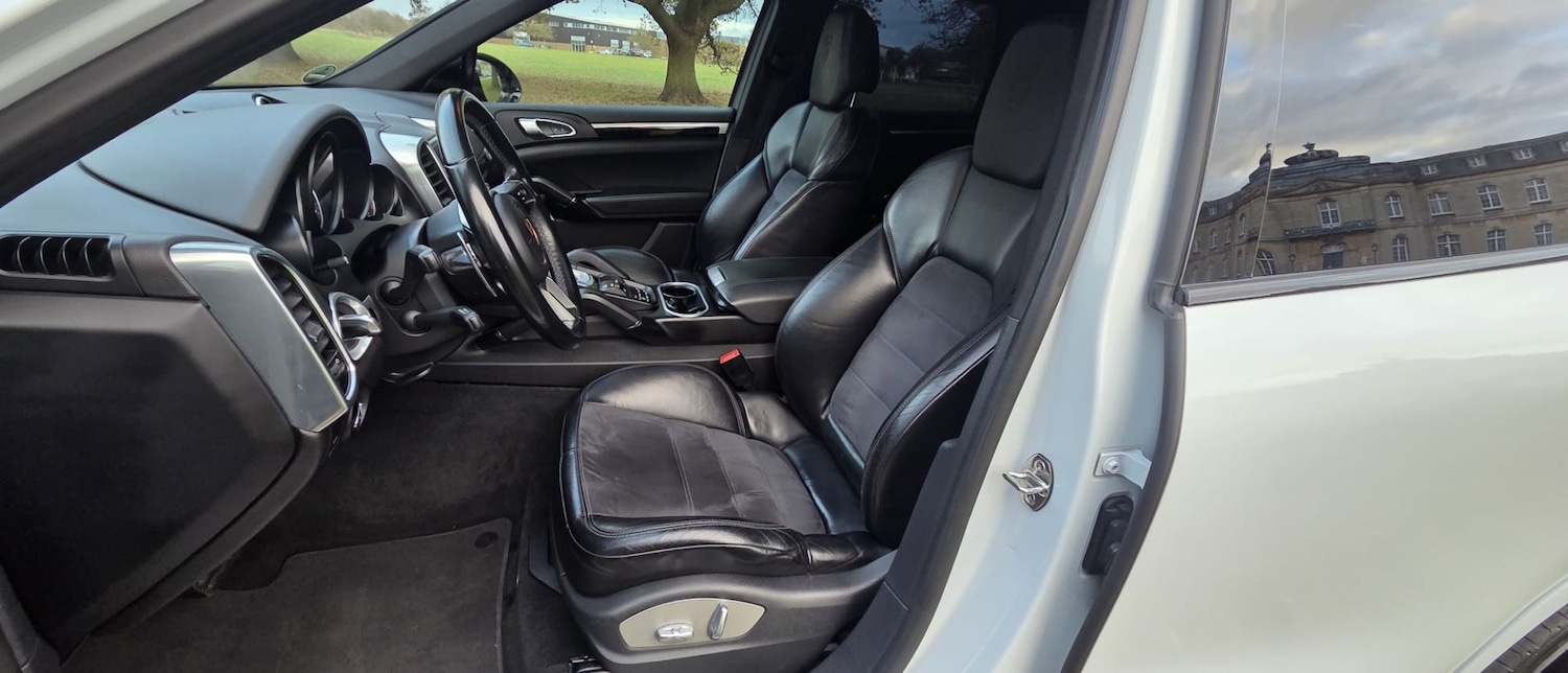 Used Porsche Cayenne 2017 for sale - 76758943: Photo 25