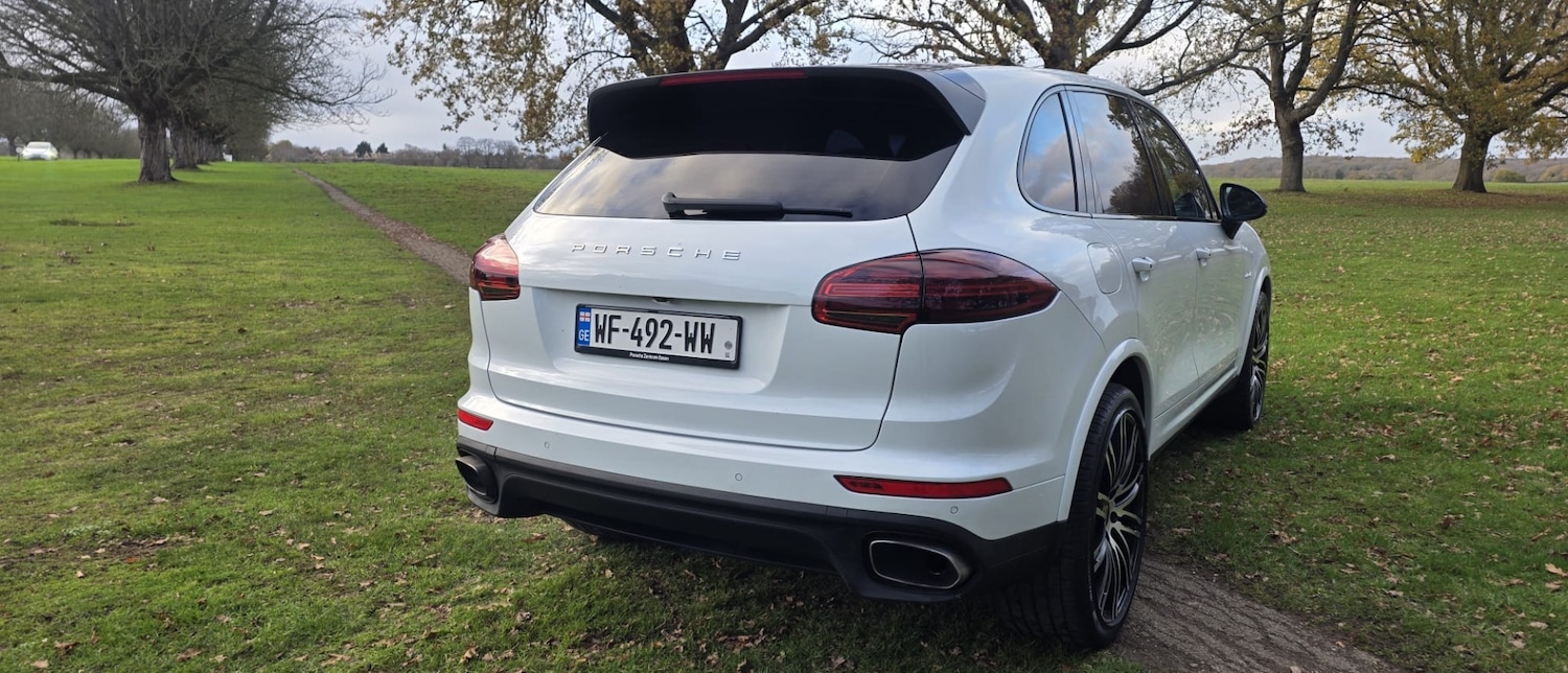 Used Porsche Cayenne 2017 for sale - 76758943: Photo 38
