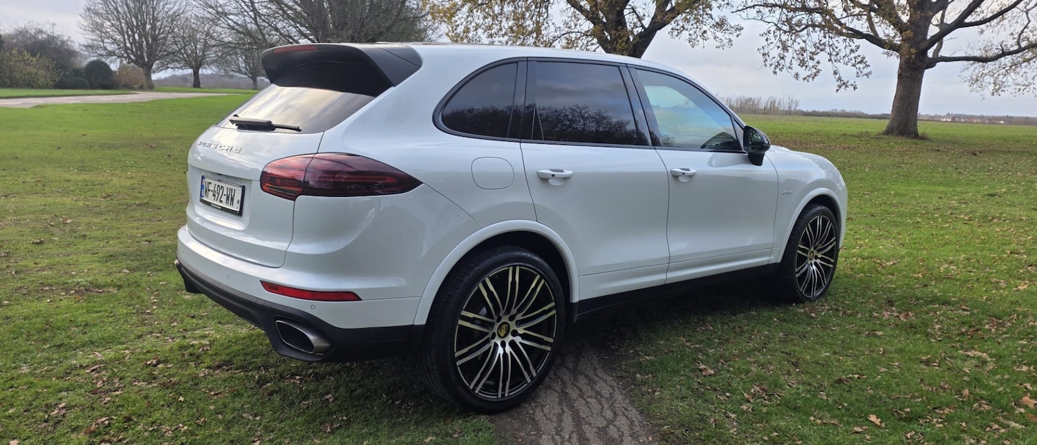 Used Porsche Cayenne 2017 for sale - 76758943: Photo 39
