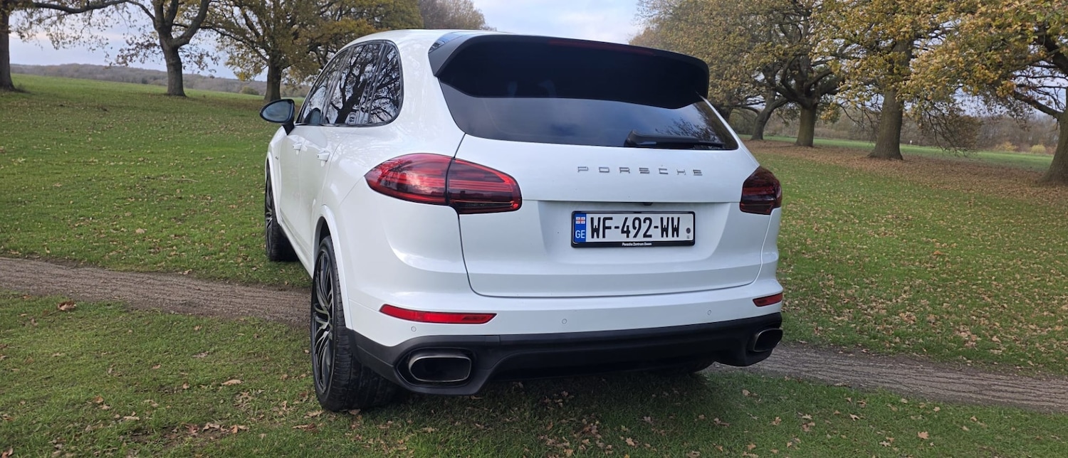 Used Porsche Cayenne 2017 for sale - 76758943: Photo 5