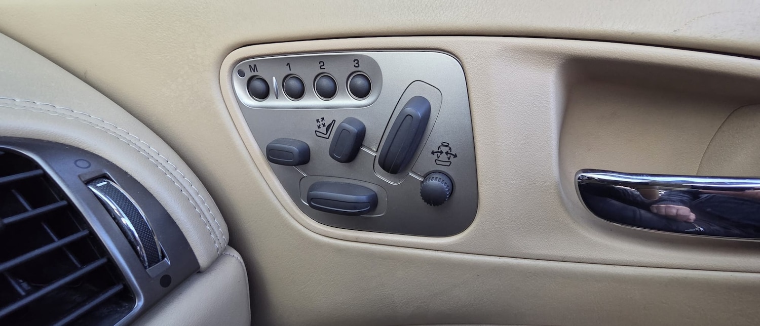 Used Jaguar XKR 2008 for sale - 78134921: Photo 53