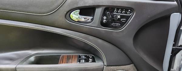 Used Jaguar XK 2012 for sale - 70980180: Photo 14