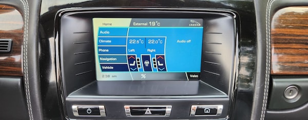Used Jaguar XK 2012 for sale - 70980180: Photo 15
