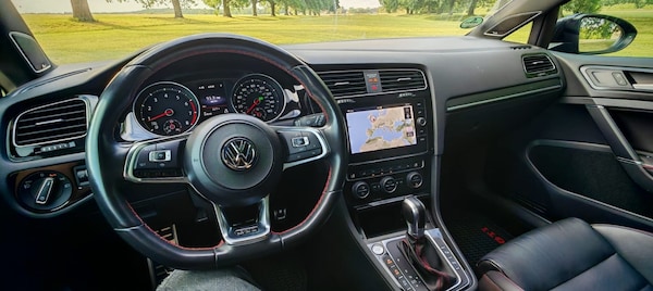 Used Volkswagen Golf 2019 for sale - 75049629: Photo 10
