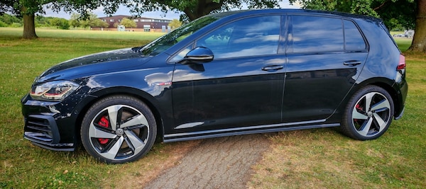 Used Volkswagen Golf 2019 for sale - 75049629: Photo 2