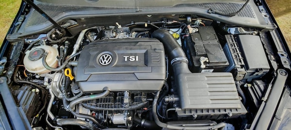 Used Volkswagen Golf 2019 for sale - 75049629: Photo 32