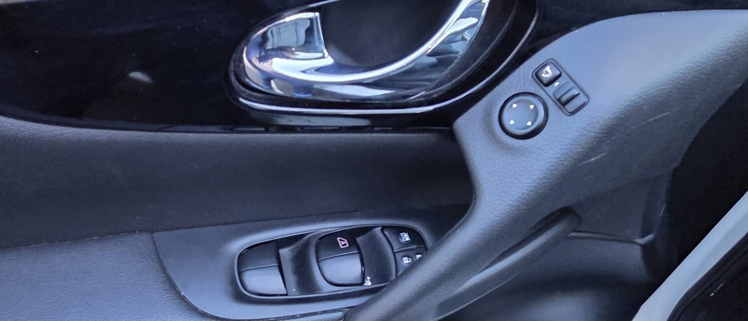 Used Nissan Qashqai 2016 for sale - 77357200: Photo 31