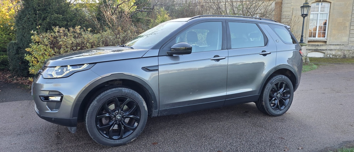 Used Land Rover Discovery Sport 2016 for sale - 76799609: Photo 2