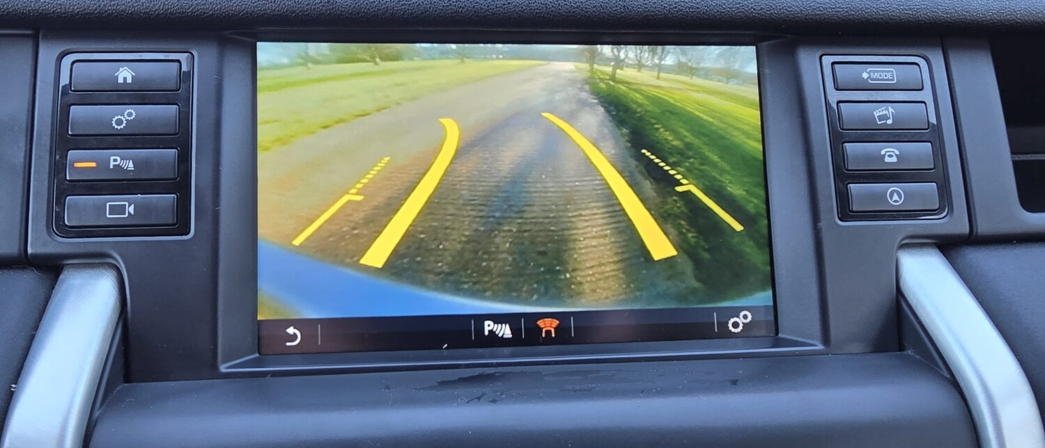 Used Land Rover Discovery Sport 2016 for sale - 76799609: Photo 40