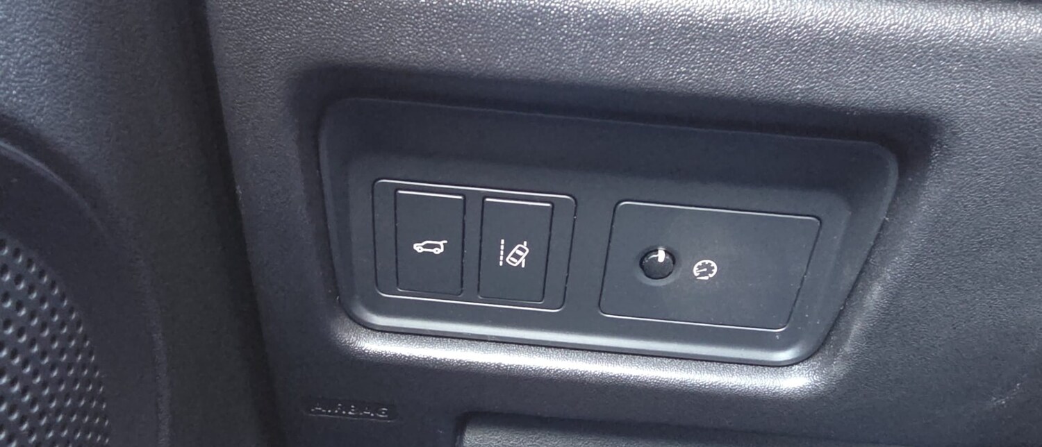 Used Land Rover Discovery Sport 2016 for sale - 76799609: Photo 51