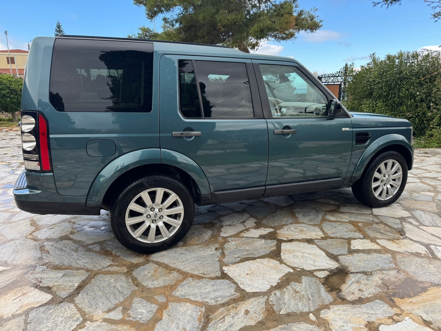 Used Land Rover Discovery 2012 for sale - 77807365: Photo 5
