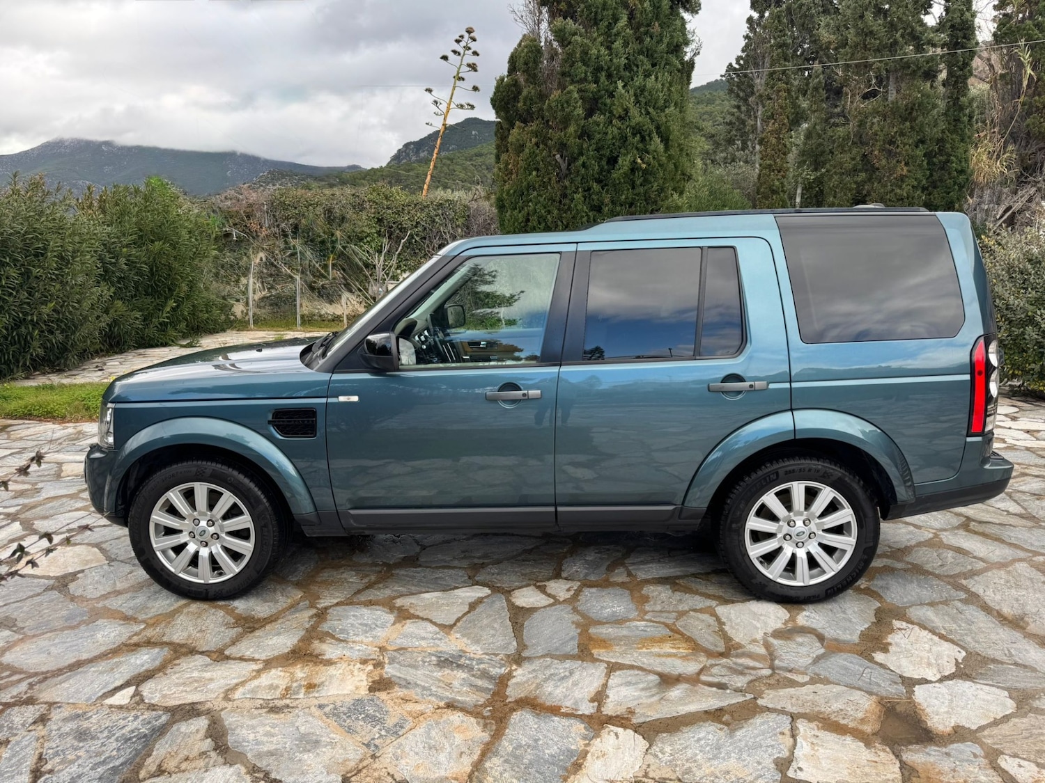 Used Land Rover Discovery 2012 for sale - 77807365: Photo 6
