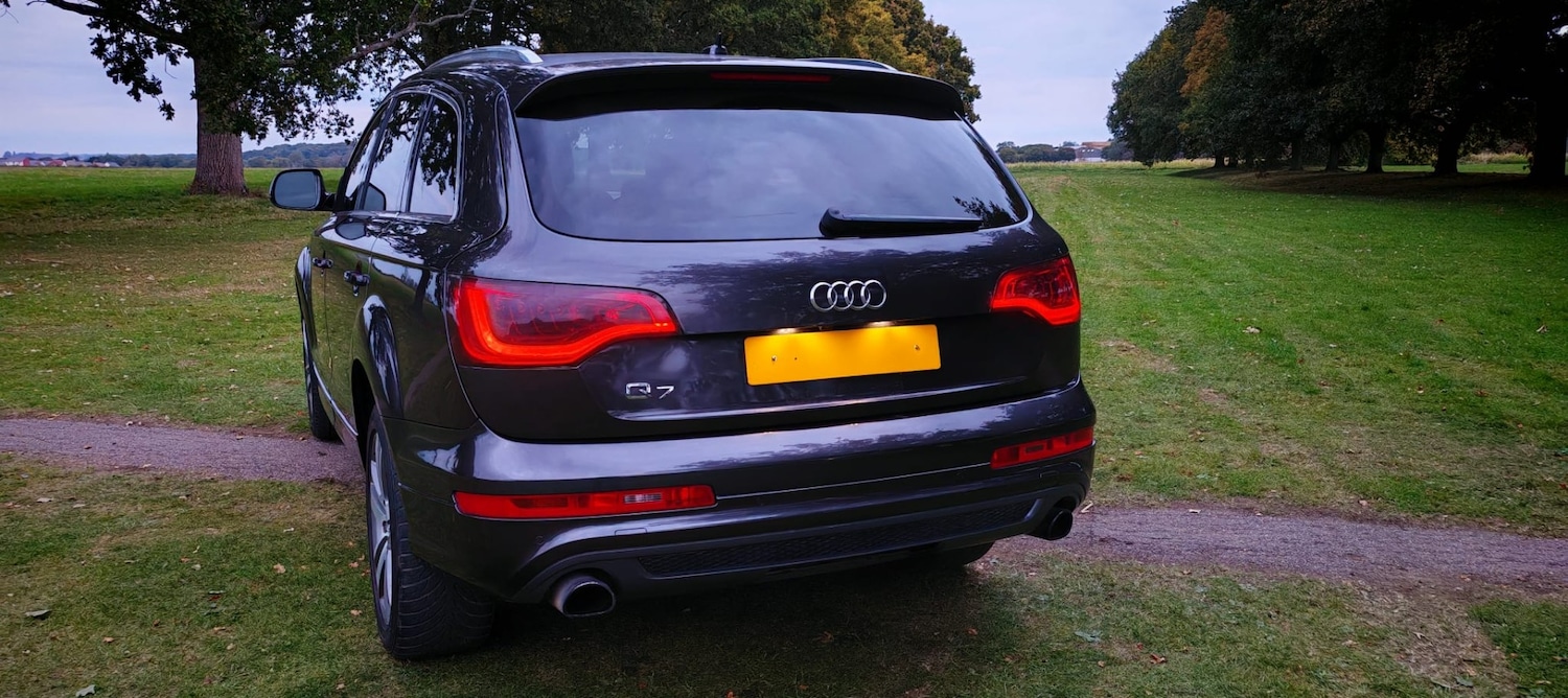 Used Audi Q7 2015 for sale - 76098832: Photo 17