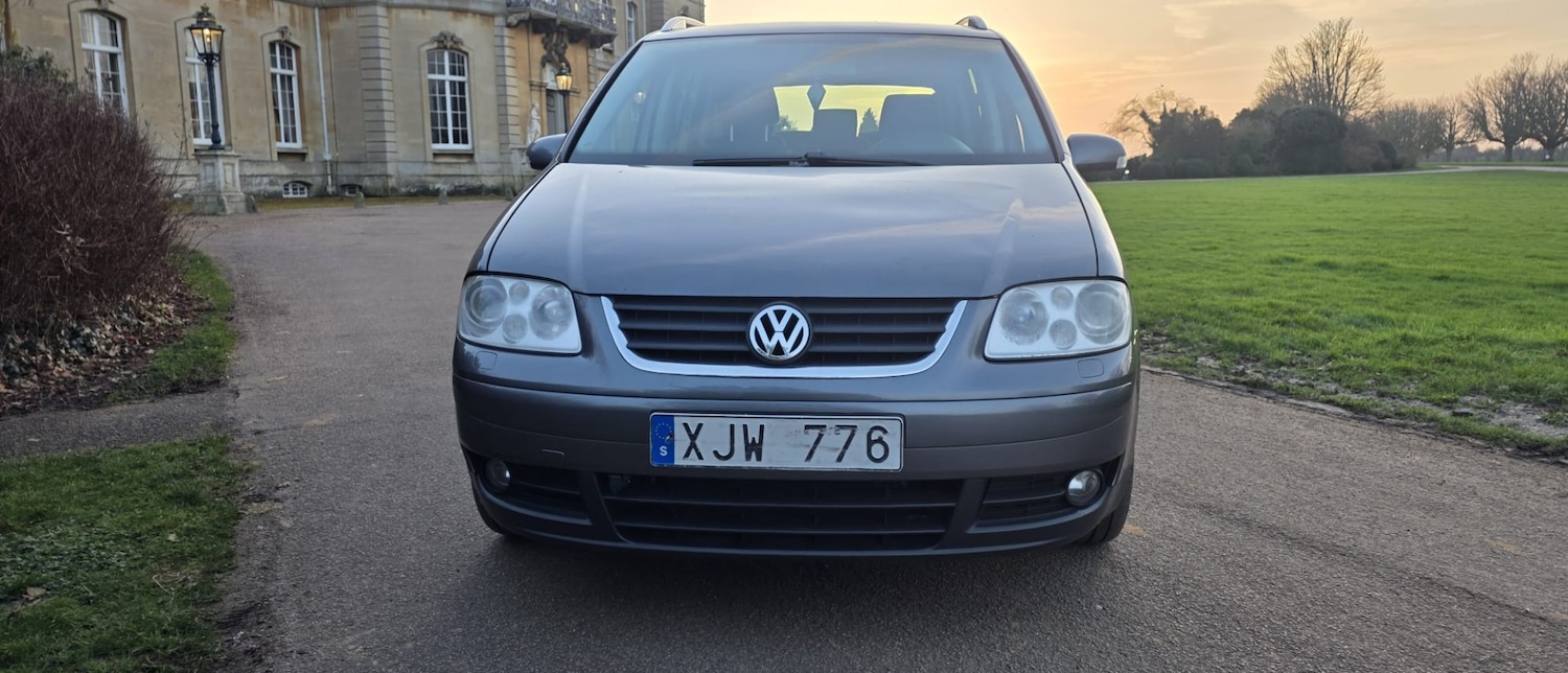 Used Volkswagen Touran 2006 for sale - 77681648: Photo 24