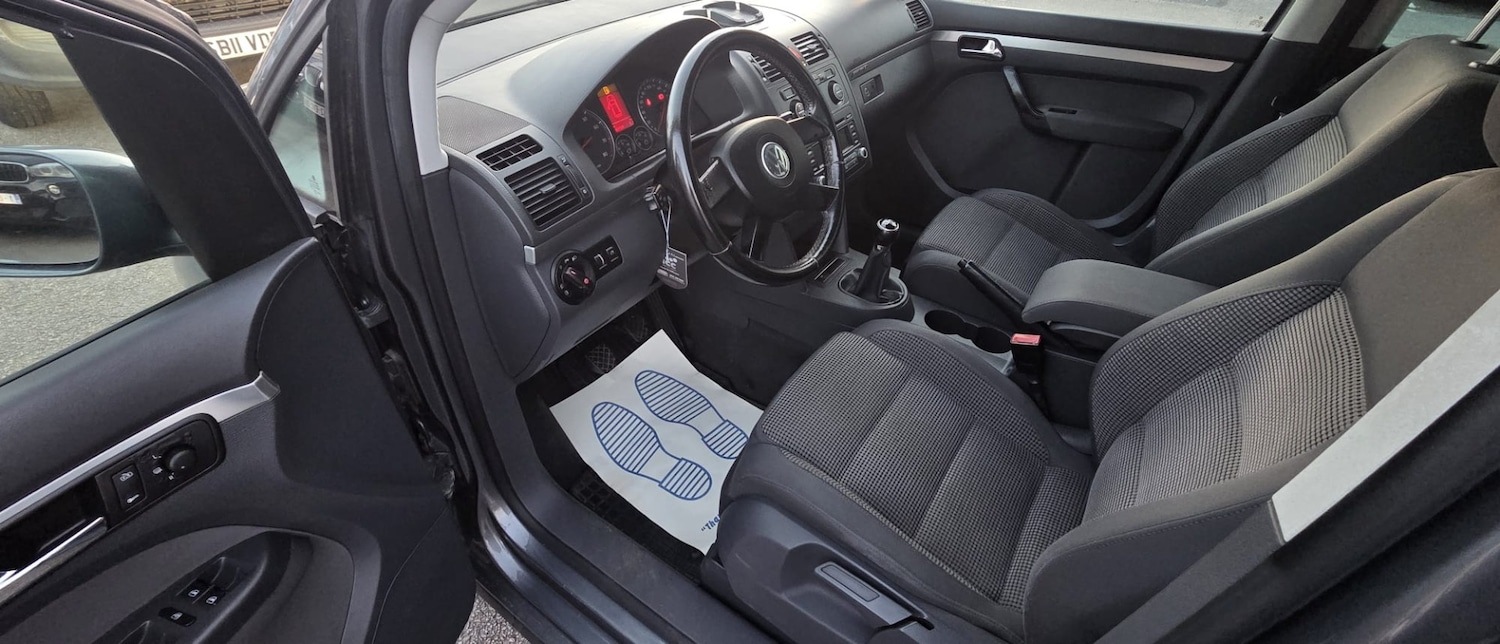 Used Volkswagen Touran 2006 for sale - 77681648: Photo 29