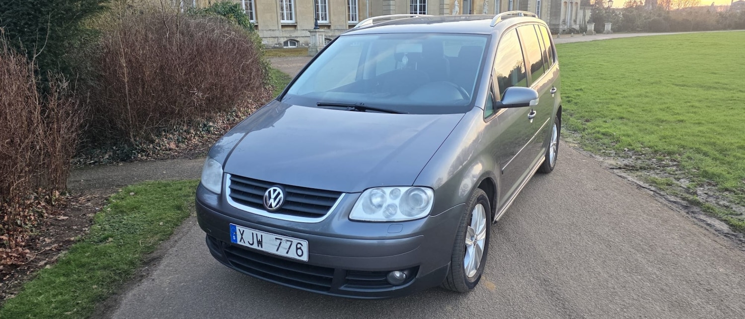 Used Volkswagen Touran 2006 for sale - 77681648: Photo 4
