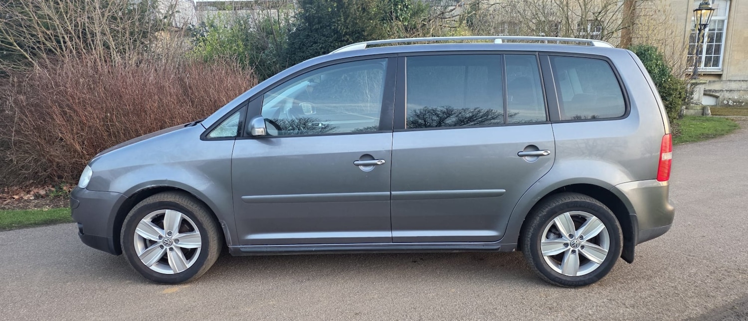 Used Volkswagen Touran 2006 for sale - 77681648: Photo 6