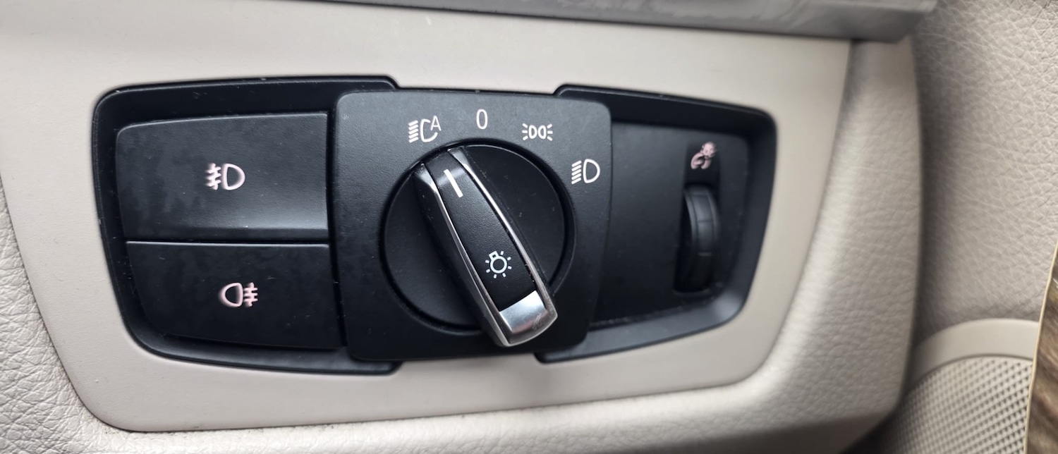 Used BMW 3 Series 2012 for sale - 76655765: Photo 43