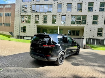 Used Land Rover Discovery 2018 for sale - 78571827: Photo