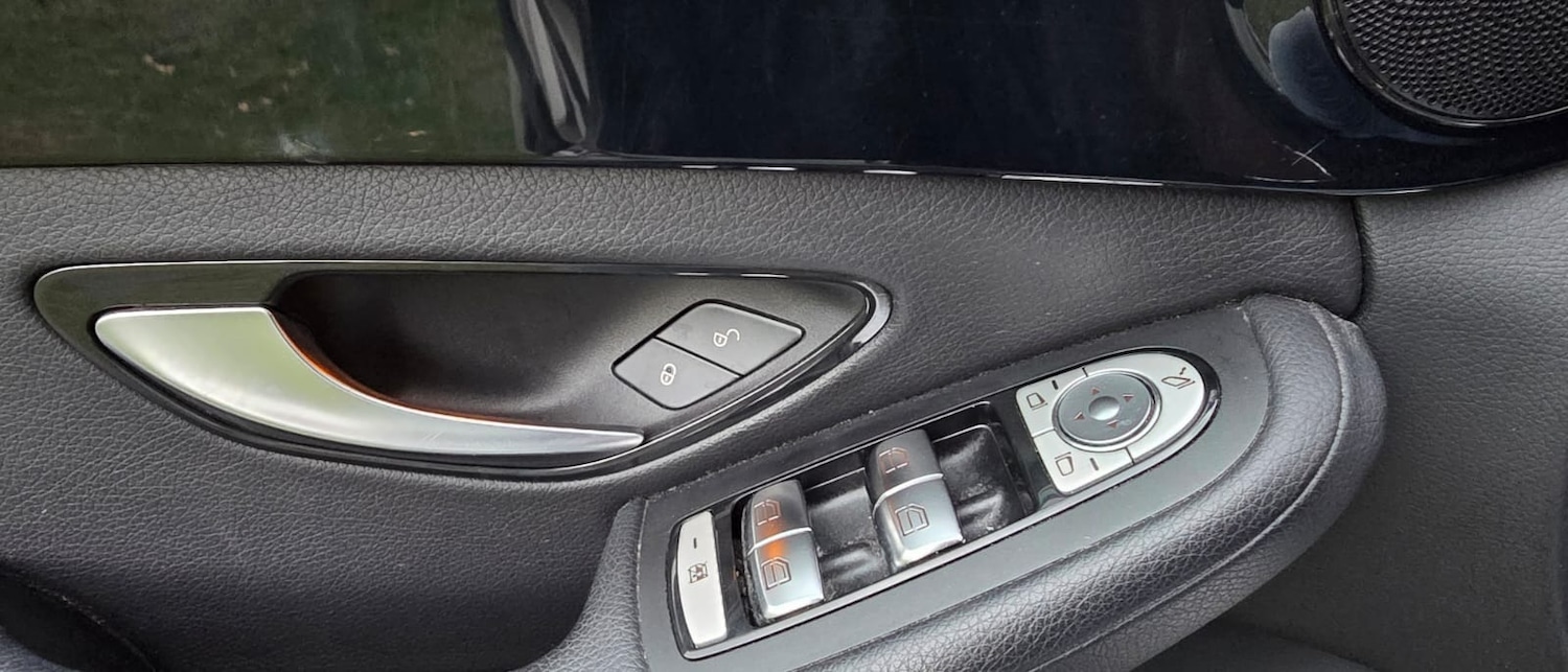 Used Mercedes-Benz C Class 2019 for sale - 76470920: Photo 40