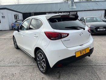 Used Mazda Mazda2 2015 for sale - 78044524: Photo
