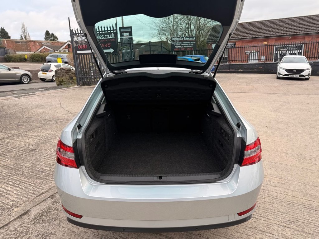Used Skoda Superb 2021 for sale - 77627008: Photo 23