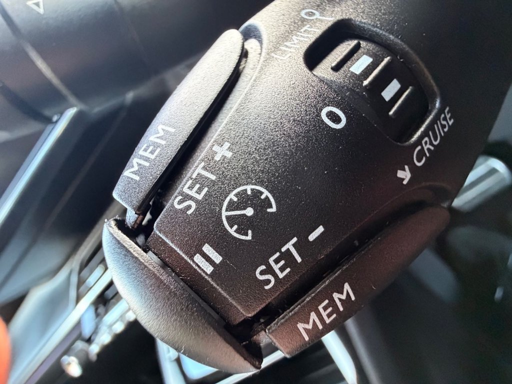 Used Peugeot 2008 2021 for sale - 77627002: Photo 15