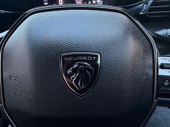 Used Peugeot 308 SW 2022 for sale - 77627004: Photo