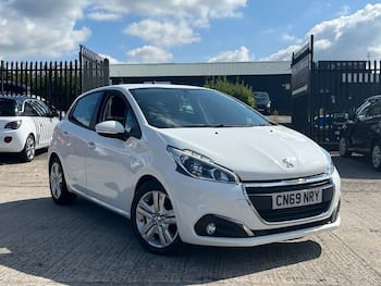 Used Peugeot 208 2019 for sale - 79781192: Photo