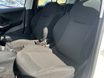 Used Peugeot 208 2019 for sale - 79781192: Photo