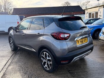 Used Renault Captur 2018 for sale - 77626996: Photo