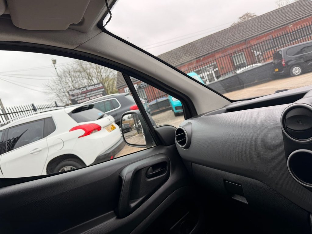 Used Citroen Berlingo 2017 for sale - 77792083: Photo 16