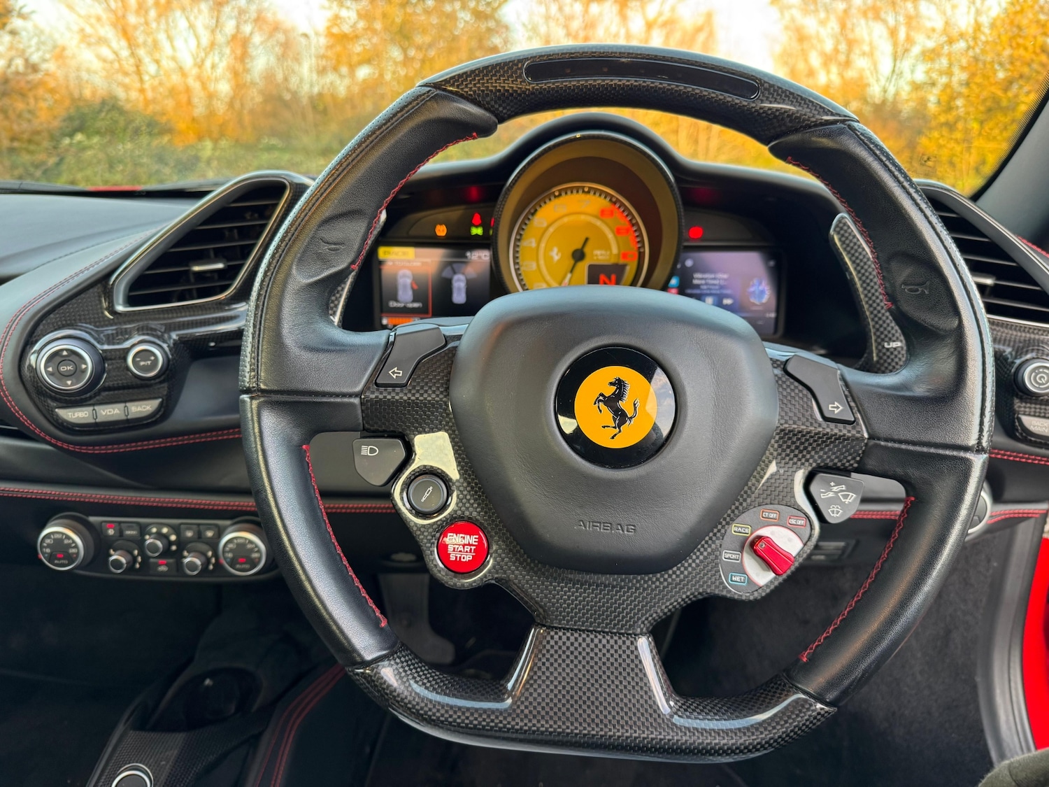 Used Ferrari 488 2016 for sale - 76571293: Photo 11