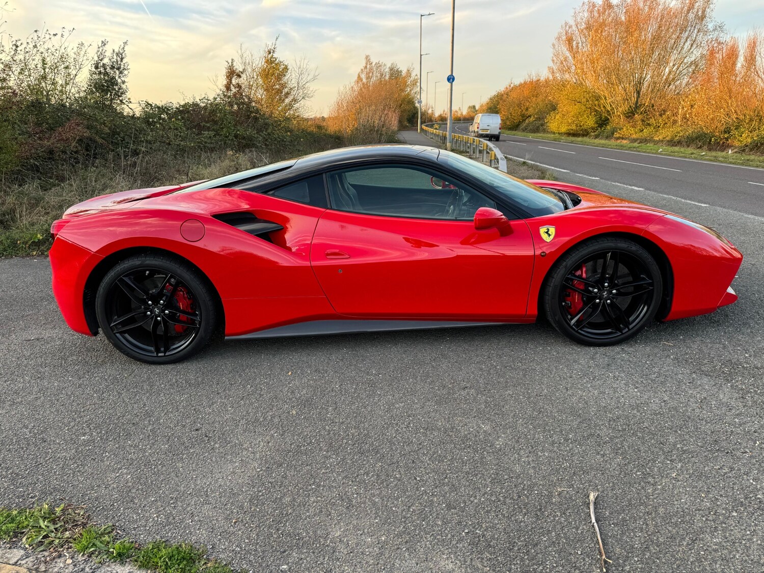 Used Ferrari 488 2016 for sale - 76571293: Photo 5