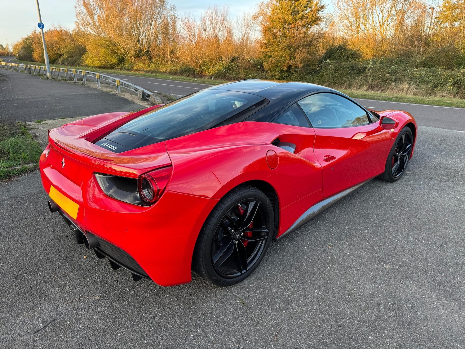 Used Ferrari 488 2016 for sale - 76571293: Photo 8