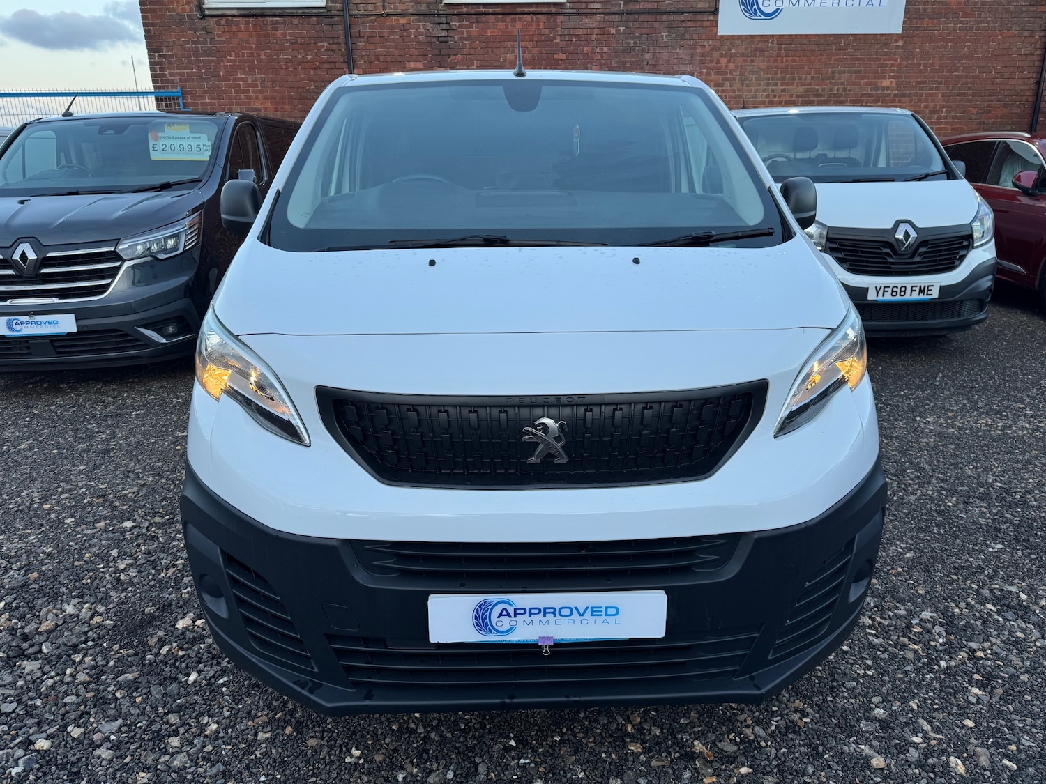 Used Peugeot Expert 2023 for sale - 77210669: Photo 2