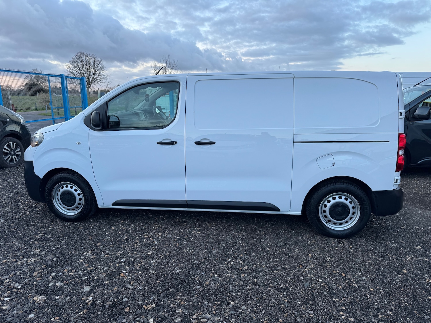 Used Peugeot Expert 2023 for sale - 77210669: Photo 5