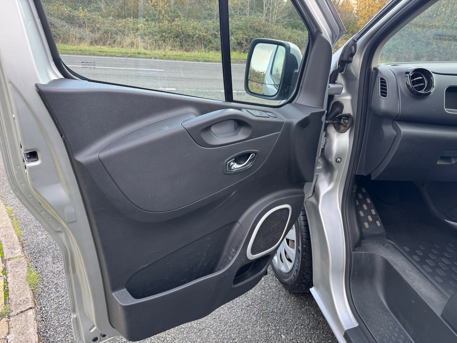 Used Vauxhall Vivaro 2017 for sale - 76797222: Photo 15