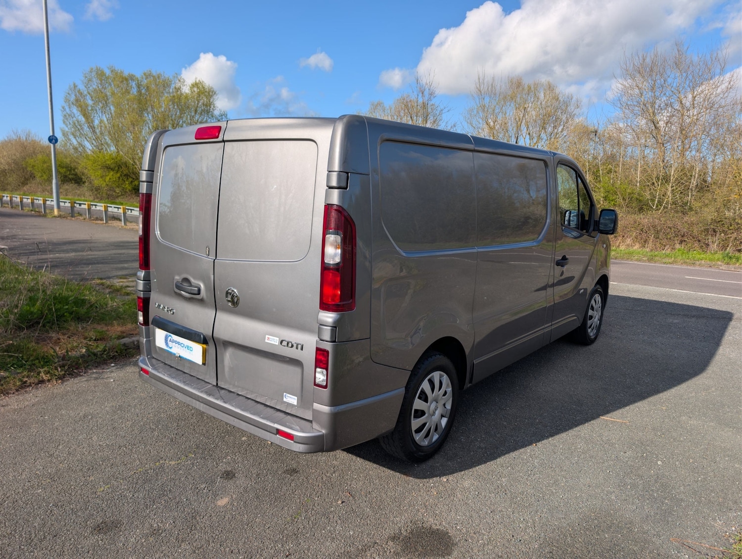 Used Vauxhall Vivaro 2017 for sale - 78155535: Photo 8