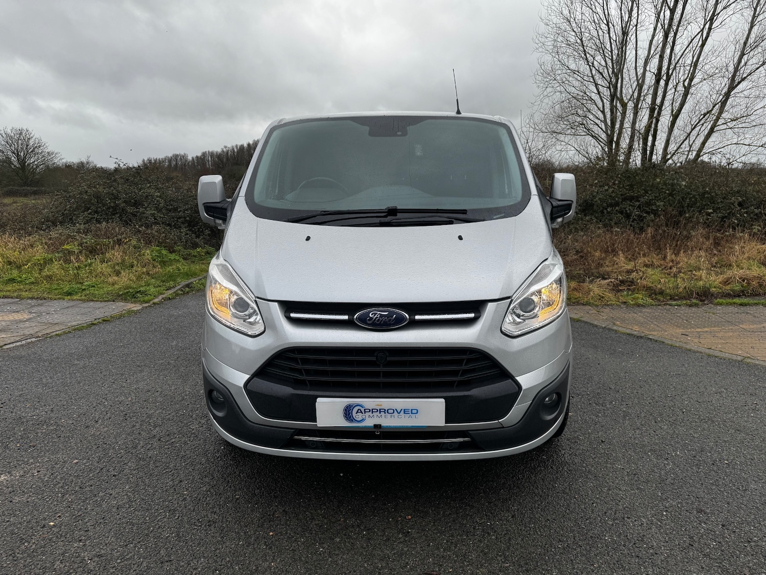Used Ford Transit Custom 2017 for sale - 77487334: Photo 2