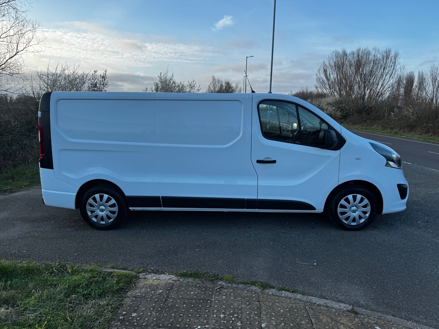 Used Vauxhall Vivaro 2018 for sale - 77742758: Photo 4