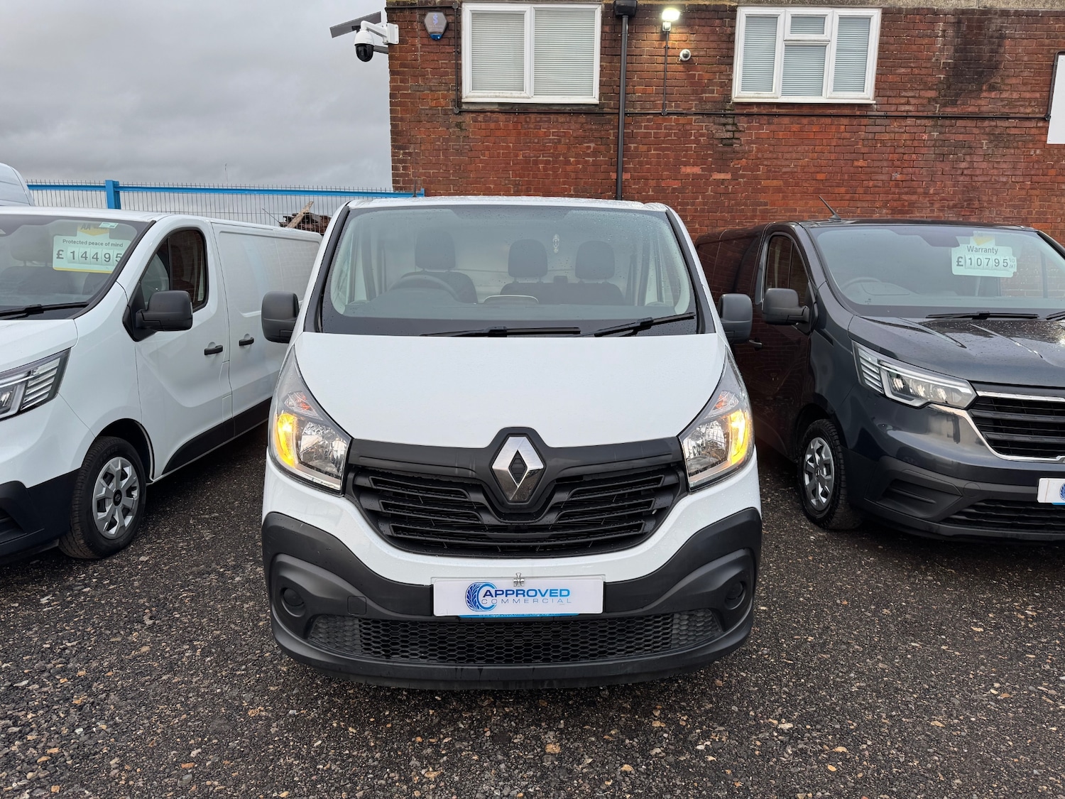 Used Renault Trafic 2018 for sale - 77198076: Photo 2