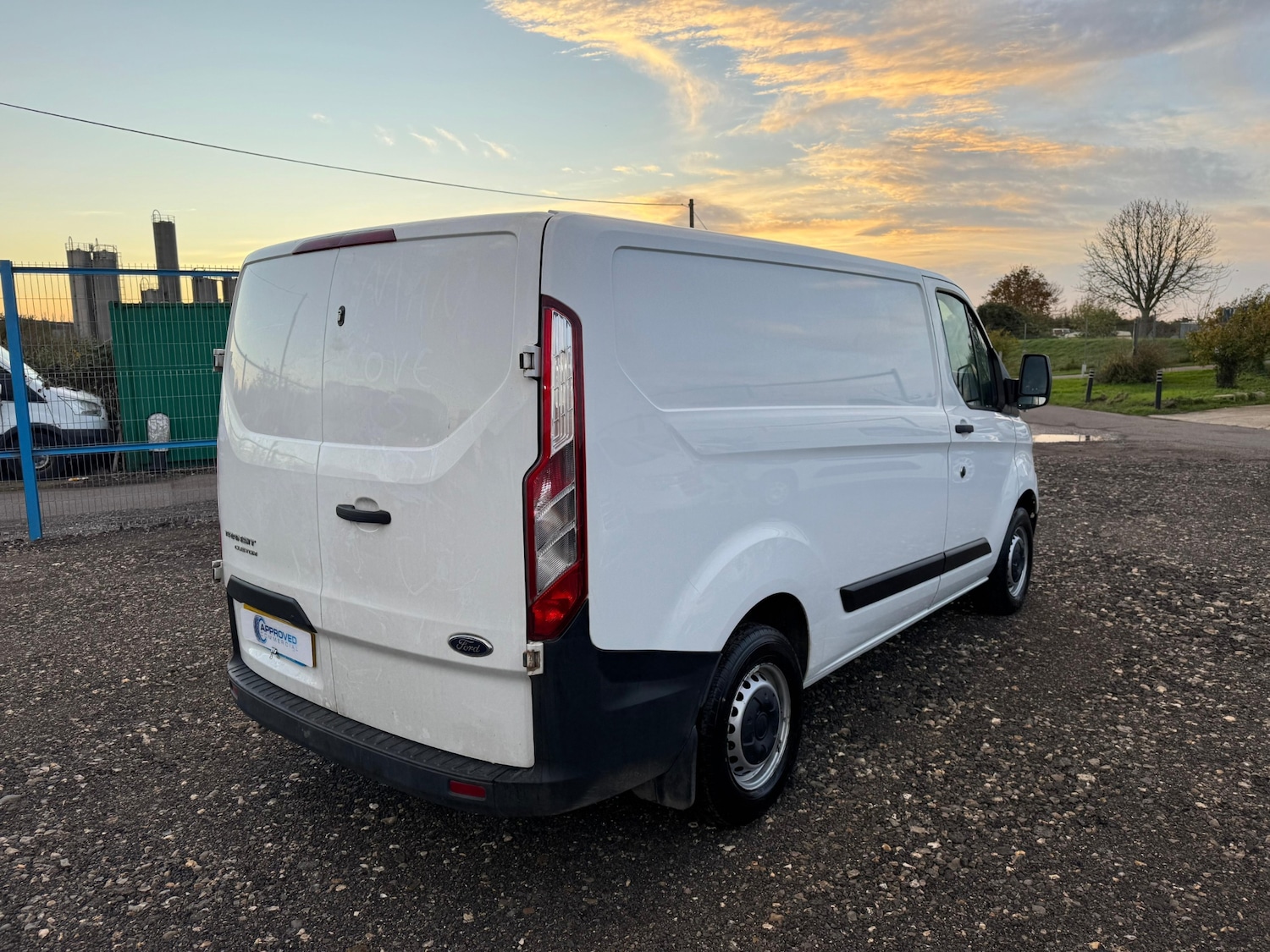 Used Ford Transit Custom 2019 for sale - 76571394: Photo 2