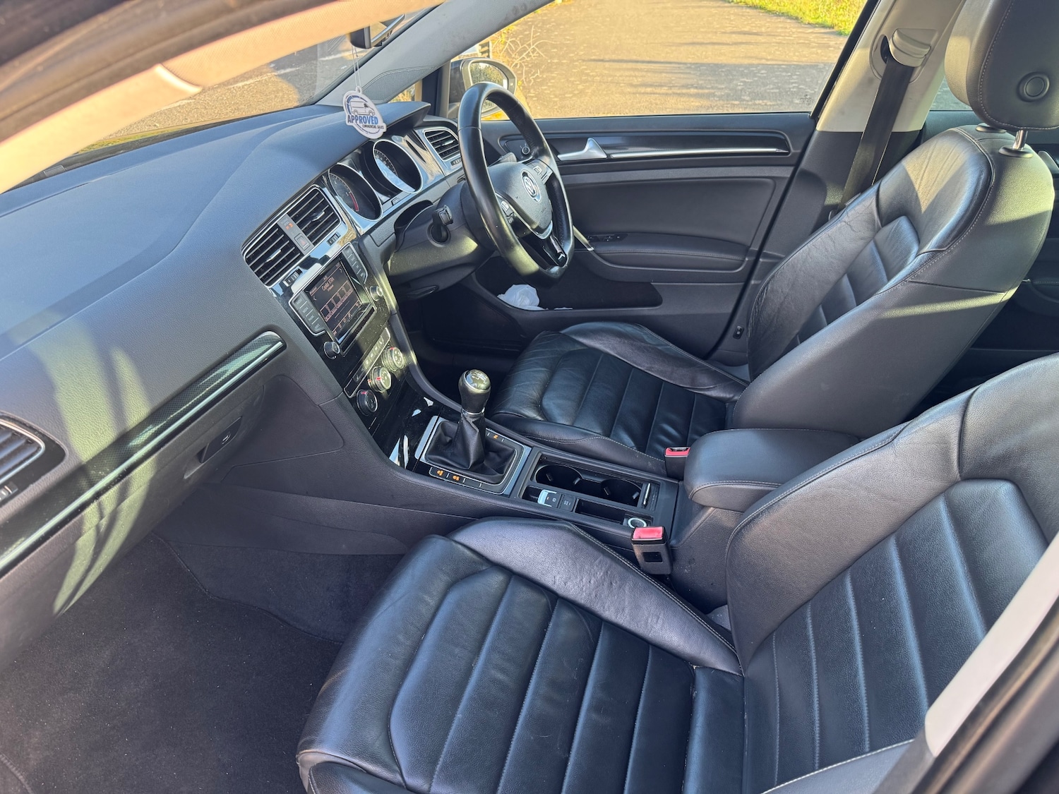 Used Volkswagen Golf 2013 for sale - 76363200: Photo 11