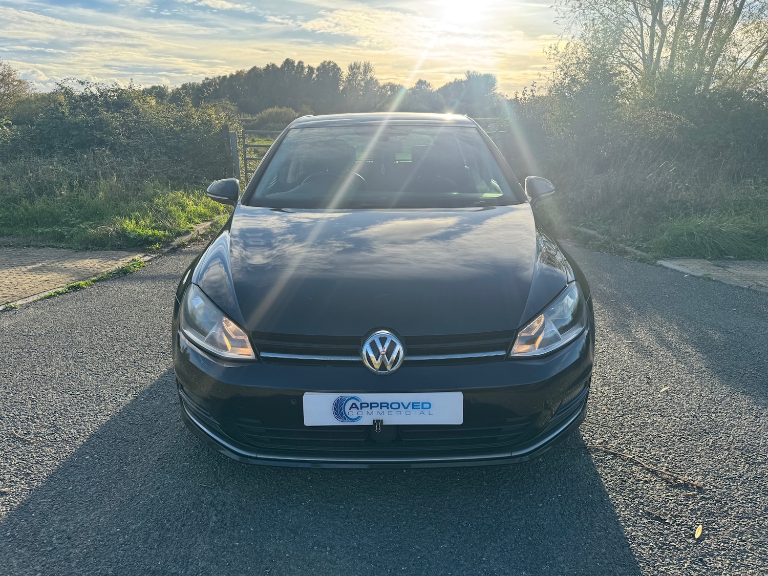 Used Volkswagen Golf 2013 for sale - 76363200: Photo 2